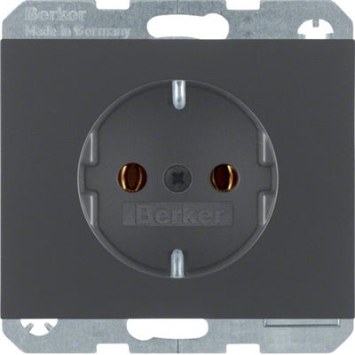 Berker 47157006 Schuko-toma Power Anth Matte — image 1